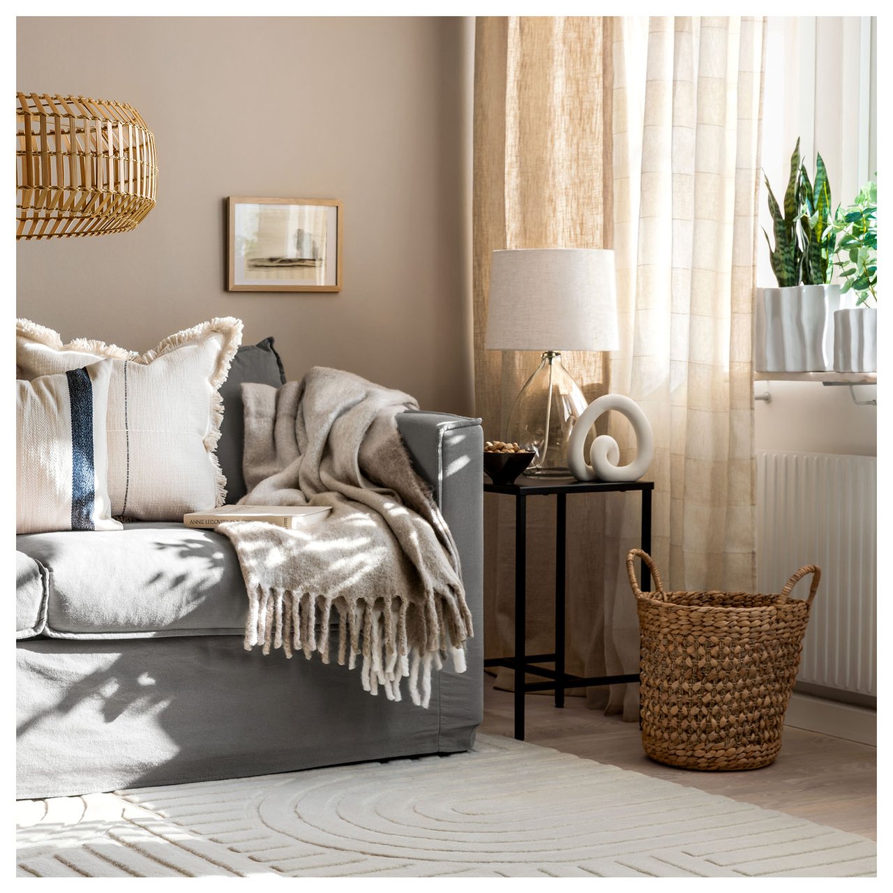 Rusta Korg Inred med gardiner | Rusta.com