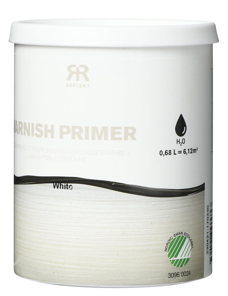 Eri kauneustuotteita pyöreällä pöydällä.