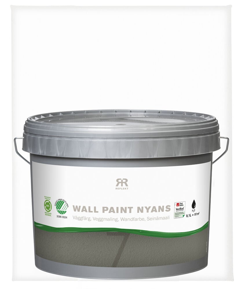 Stor hink med vit väggfärg och svanenmärkning.