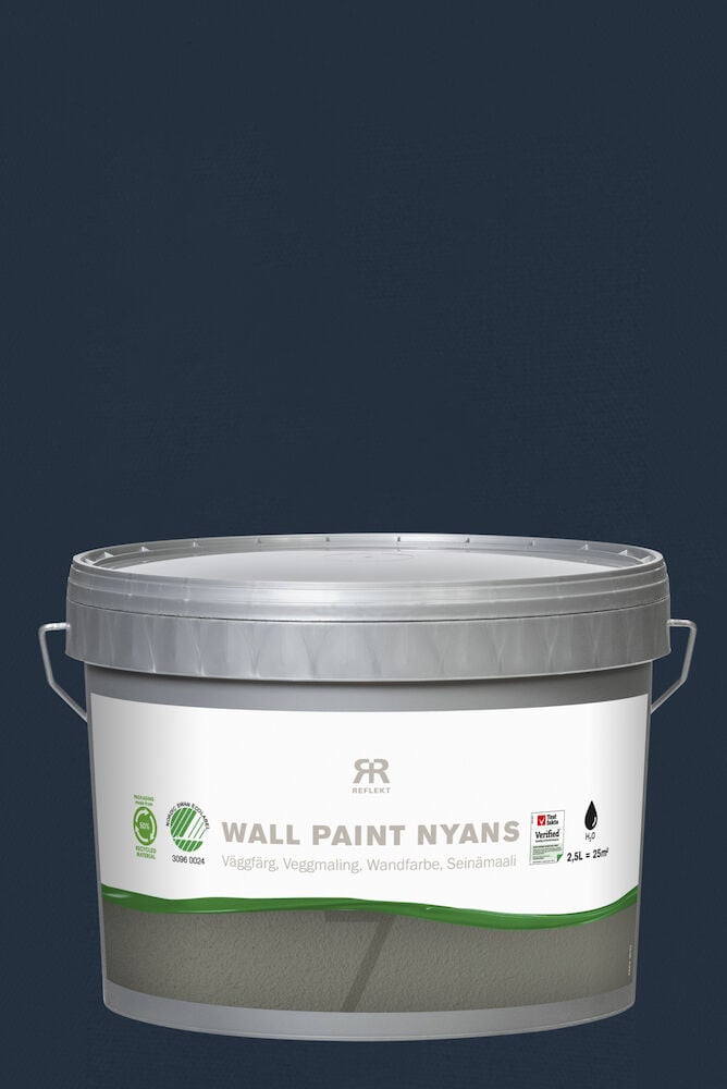 Sidenmatt blå väggfärg i plasthink med lock.