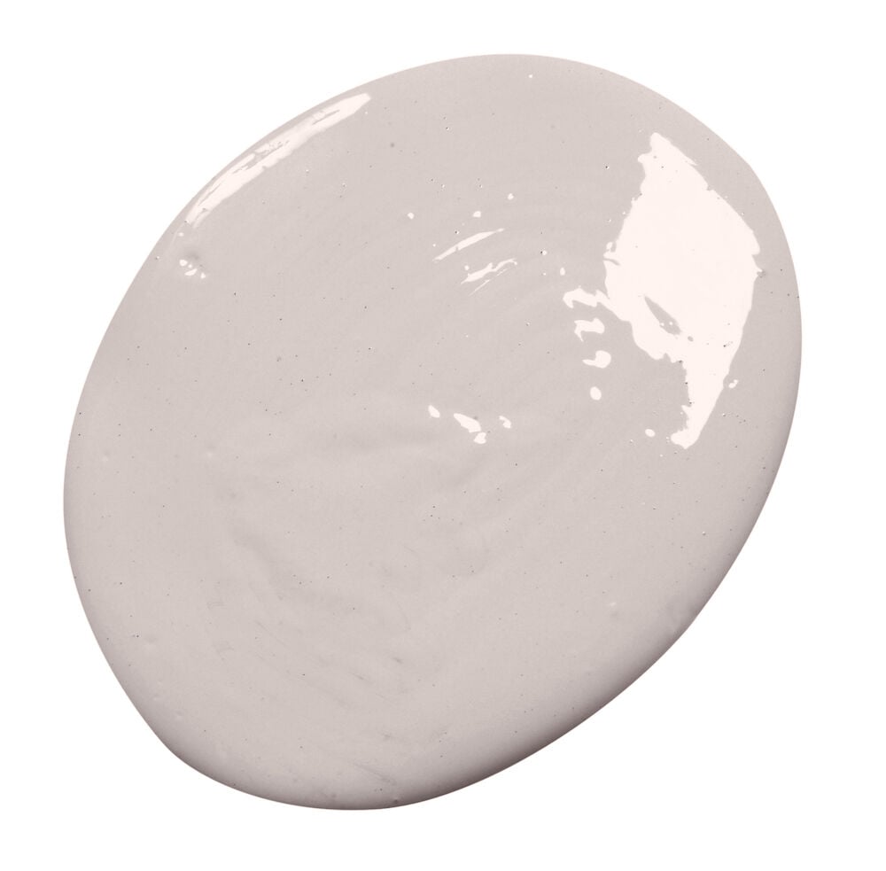 En klick sidenmatt väggfärg i mjukt rosa.