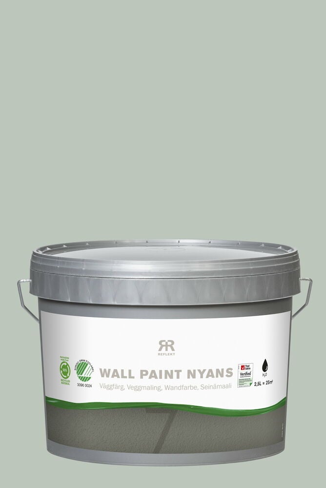 En grågrønn malingsboks med sølvlokk mot grønn bakgrunn.