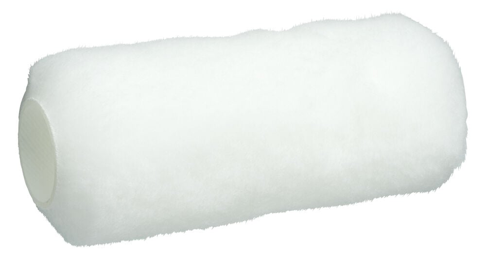 Vit målarroller i polyester för väggar och tak.