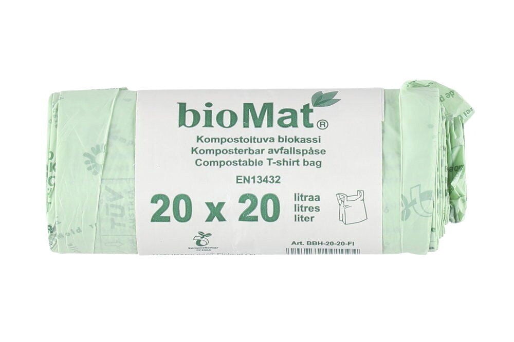 Yksi rulla vihreitä kompostoituvia jätepusseja Biomatilta.