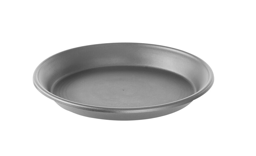 Harmaa pyöreä kasvivalu korkealla reunalla ja sileällä pinnalla.