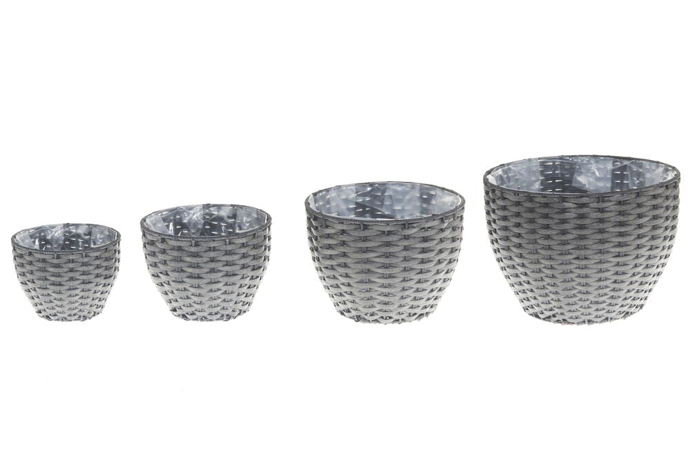 Neljä harmaata pyöreää istutuskoria eri kokoisina.