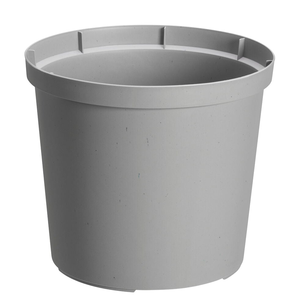 Harmaa muoviruukku, jossa on vedenpoistoaukot istutusta varten.