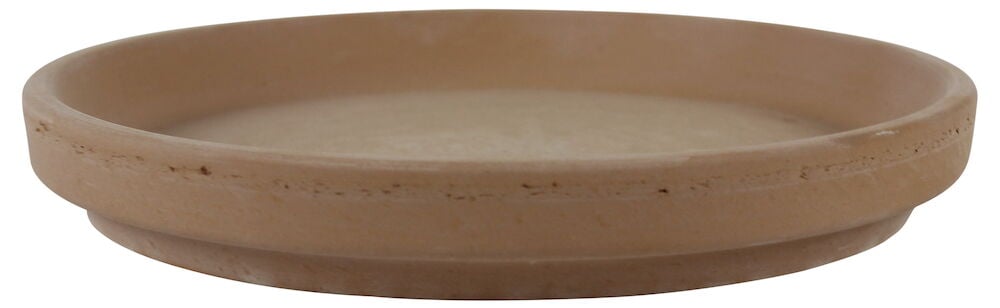 Ruskea savivati, jossa on matala reuna ja sileä pinta.
