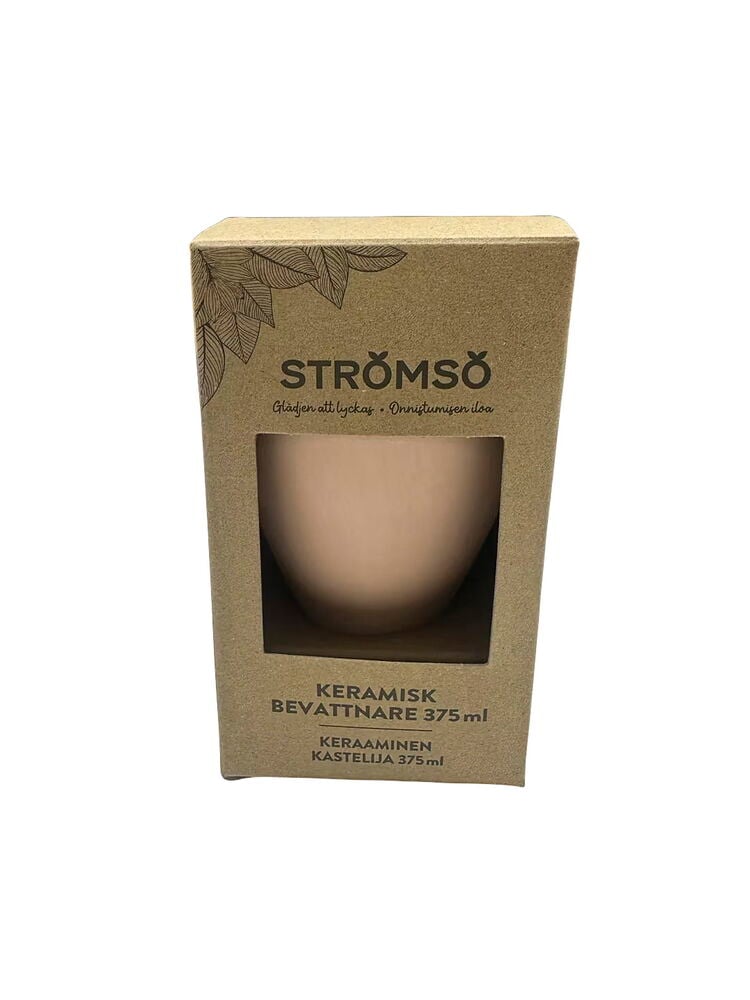 Vaaleanruskea keraaminen Strömsö 375 ml kastelija näkyy ruskean pahvilaatikon ikkunassa.