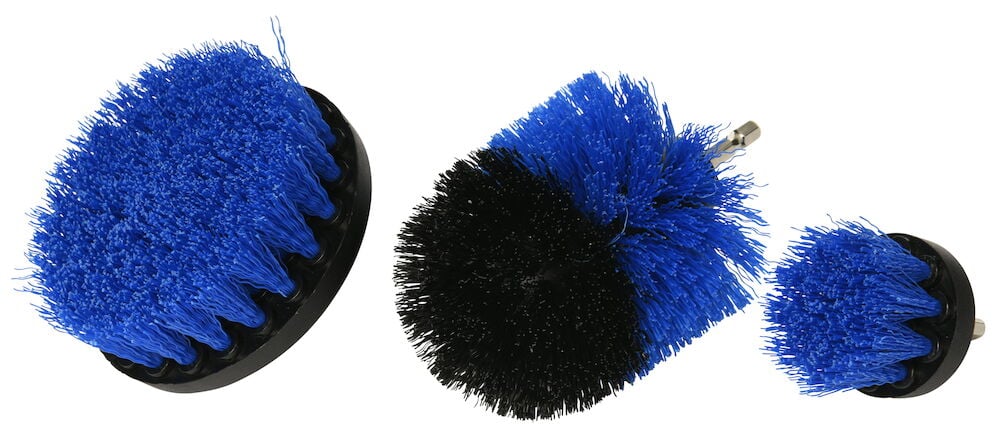 Tre borstar med blåa borst och svarta skaft.