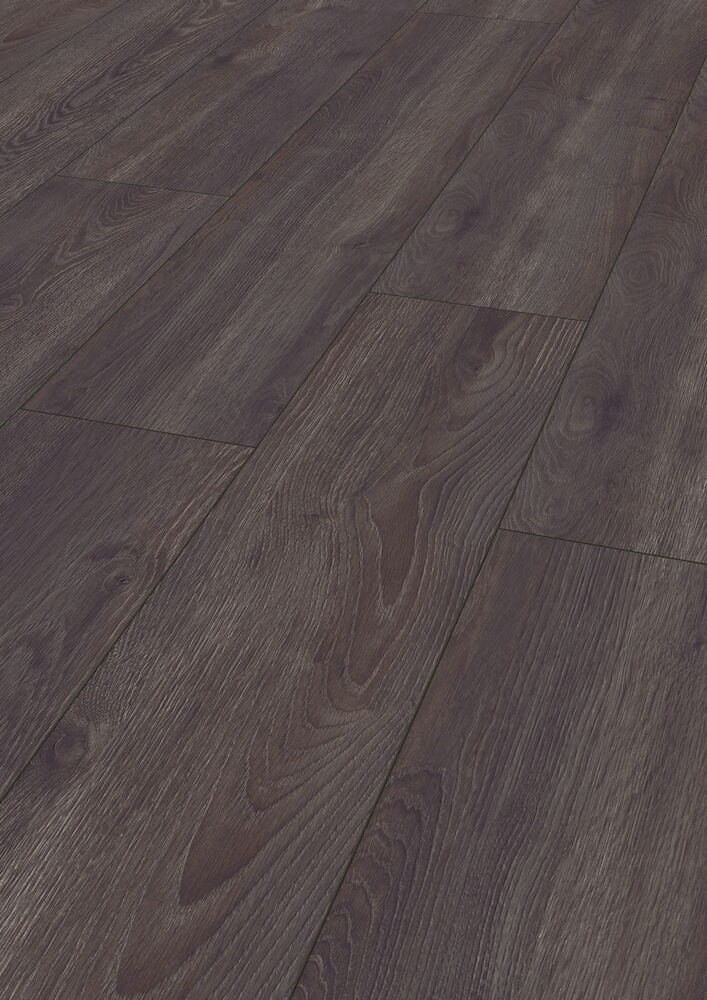 Dunkler Laminatboden mit breiten Eichenplanken und Holzstruktur.