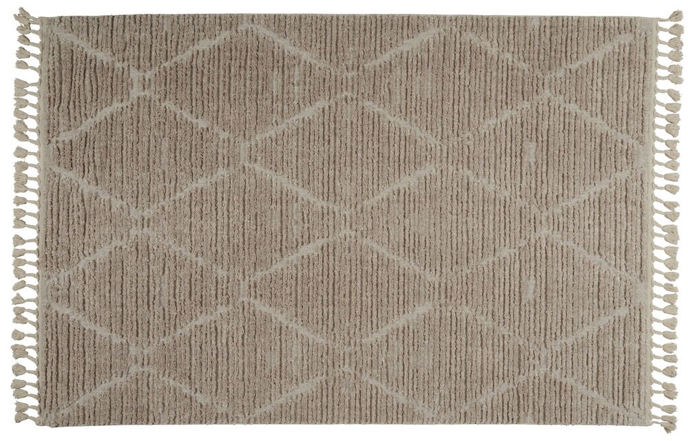 Beige matto, jossa hapsut ja geometrinen kuvio.