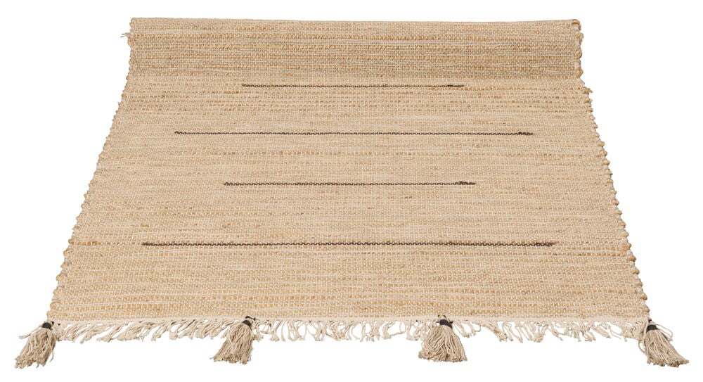 Beige teppe med frynser og tynne mørke linjer.