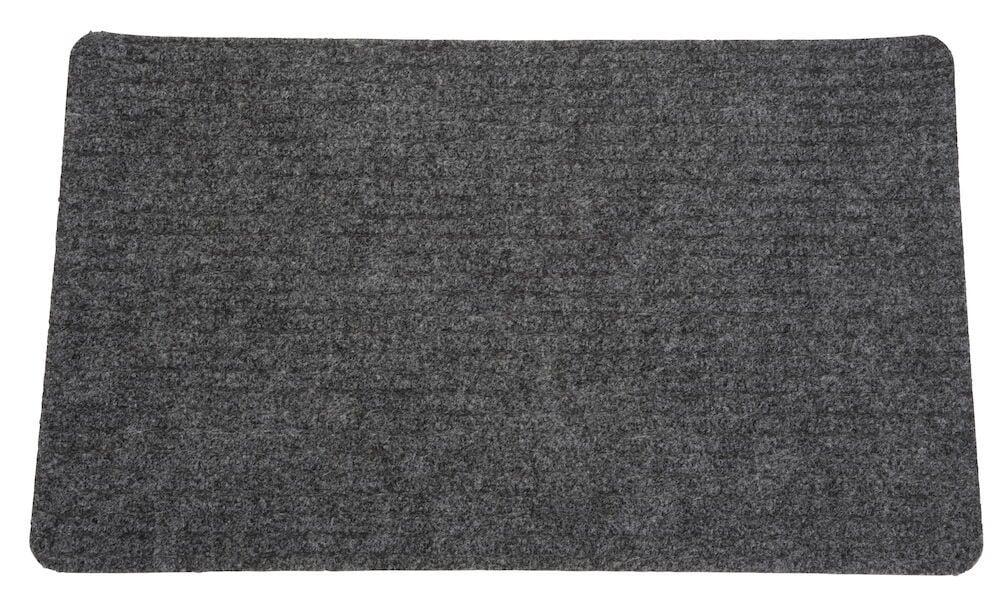 Suorakulmainen harmaa matto, jossa on tyylikäs muotoilu.