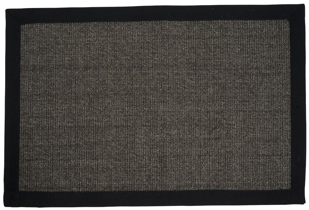 Musta sisalovimatto, jossa on klassinen reuna.