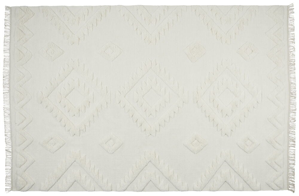 Käsinkudottu luonnonvärinen villamatto hillityllä kuosilla.