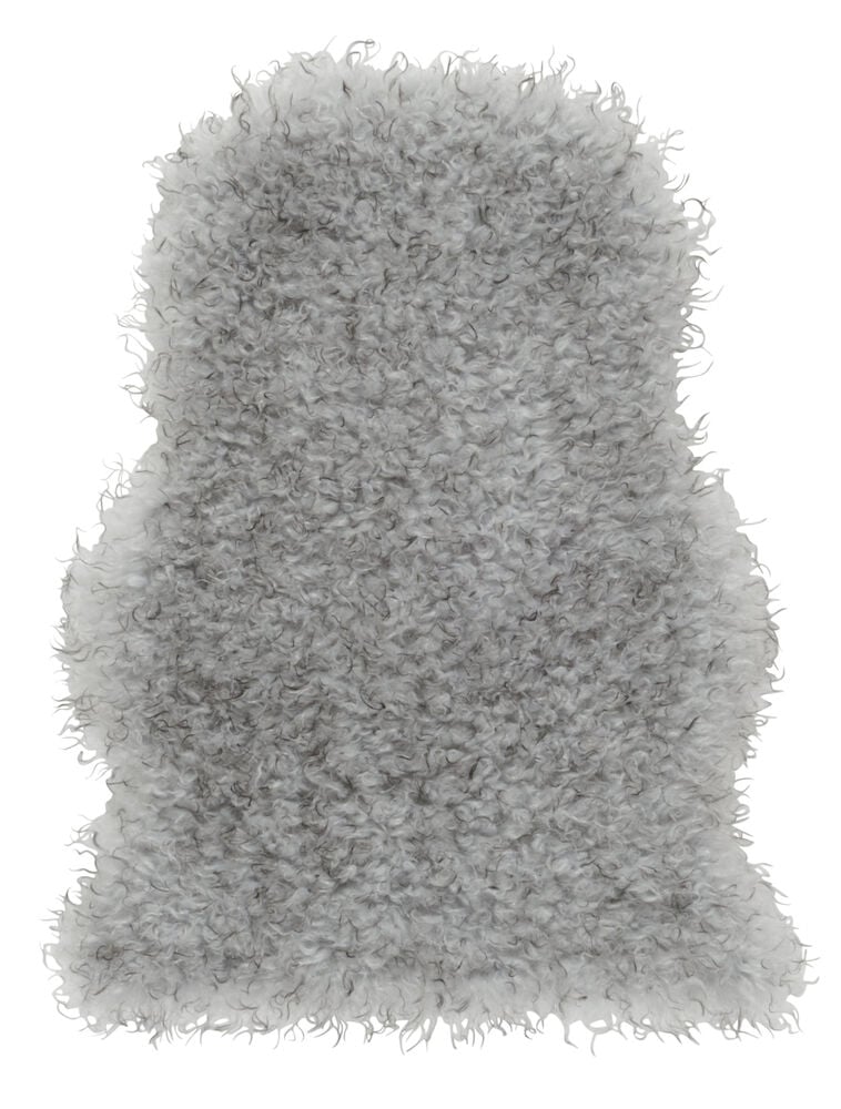 Grå konstfäll i polyester med lockig struktur.