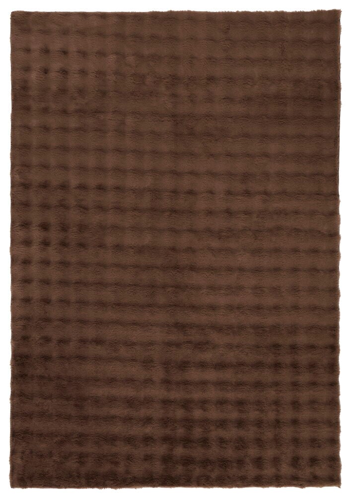 Brun polyester matta i konstpäls med diskret ribbad textur.