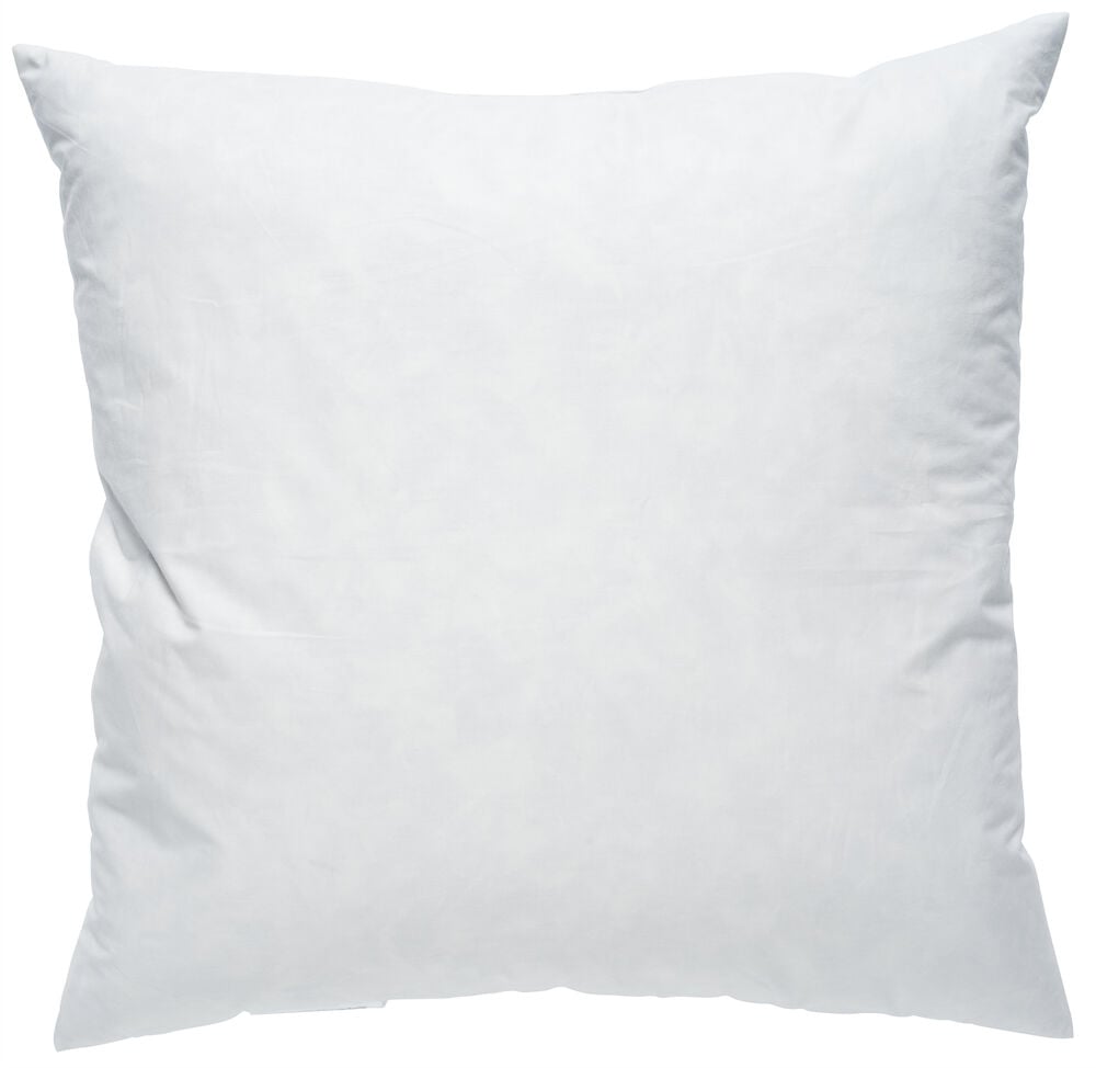 Valkoinen neliön muotoinen sisätyyny, jossa sileä ulkokangas.