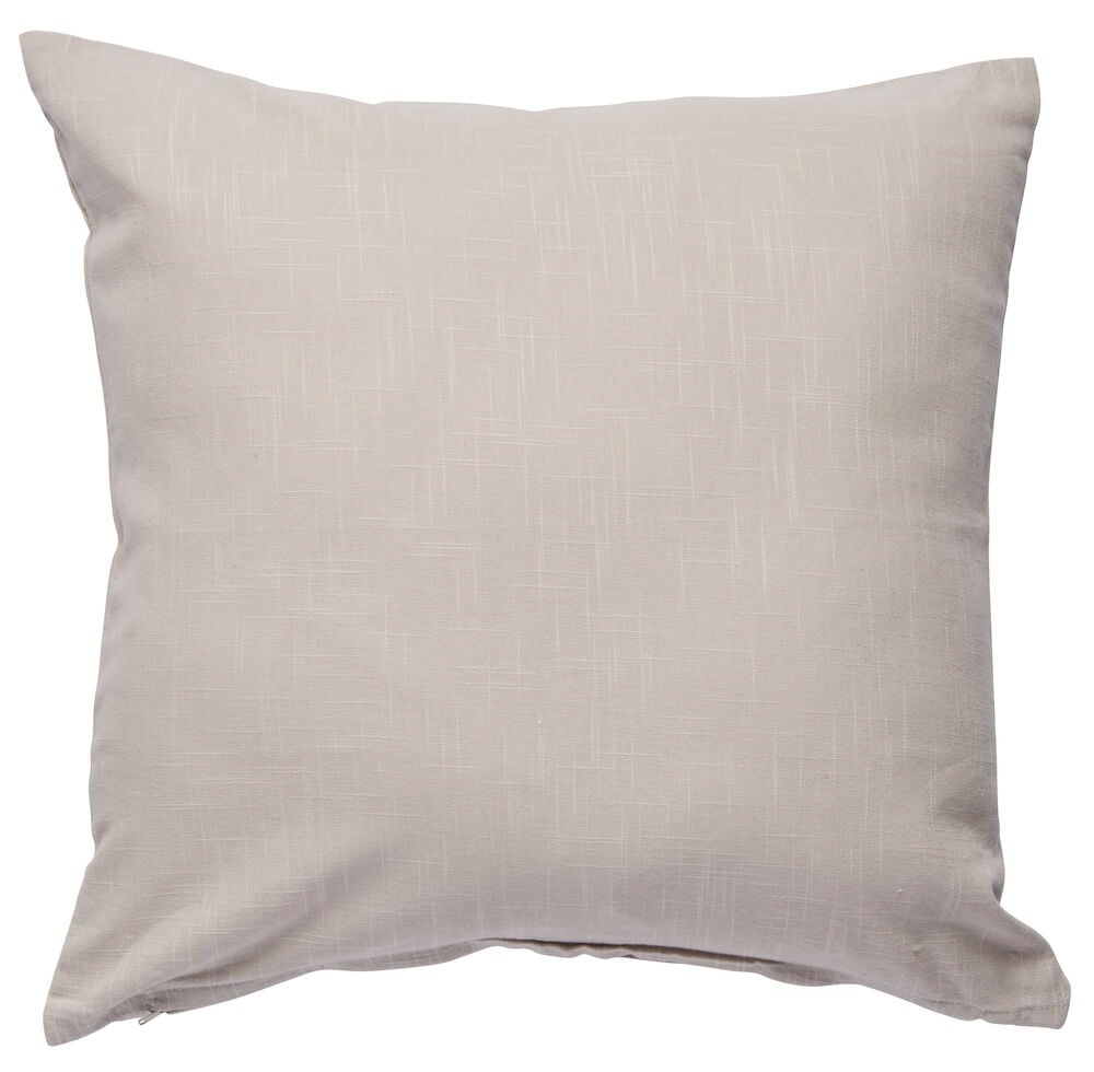 Beige puuvillainen tyynynpäällinen yksinkertaisella designilla.