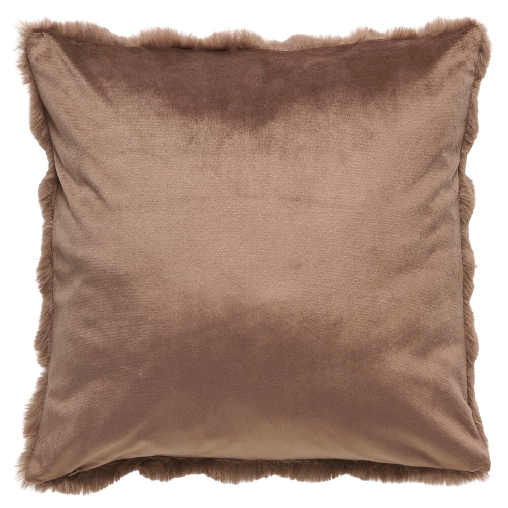 Lys brunt polyester Fluff putetrekk med fløyelsmyk overflate og fuskepelskant, passer 50x50 cm.