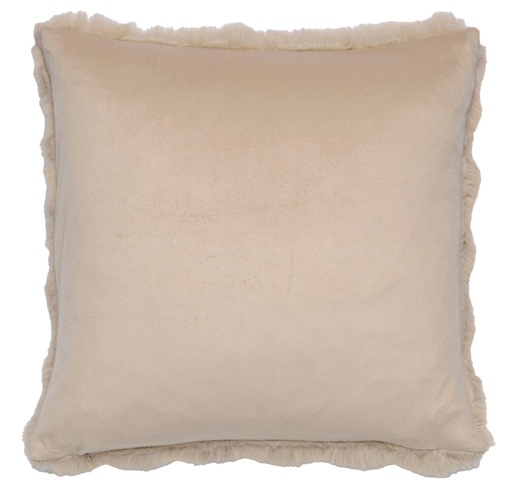 Ljusbeige fyrkantigt kuddfodral i polyester med fluffig kant runt om, passar 50x50 cm.