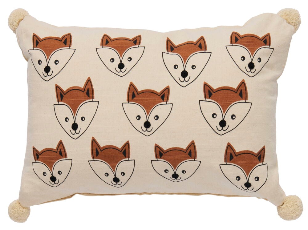 Rektangulär kudde med rävhuvuden för barnrum.