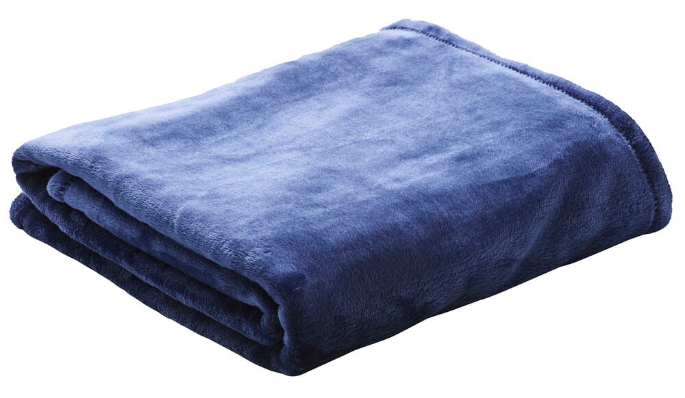 En vekt mørk marineblå myk pledd i polyester.