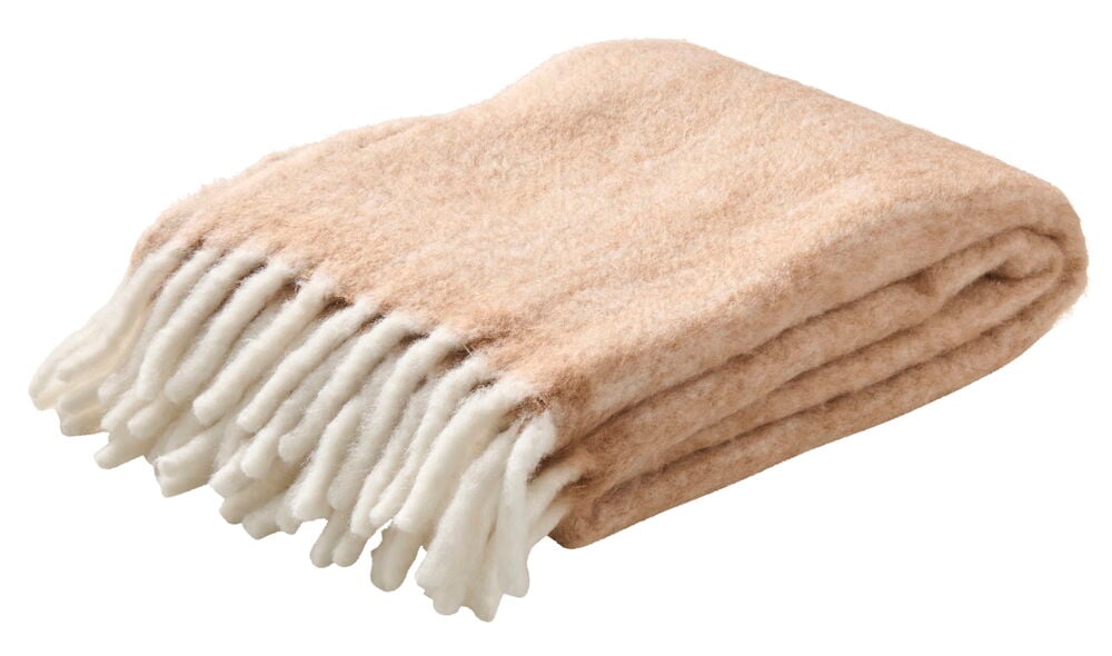 Vikt Pläd Mysan i kanelfärgad akryl/ull, med fluffig textur och vita fransar.