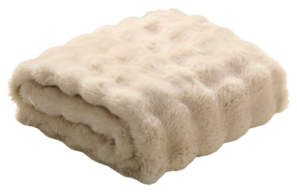 En vikt Ljusbeige Polyester Fluff pläd 130x170 cm med en mjuk, texturerad fuskpälsyta.