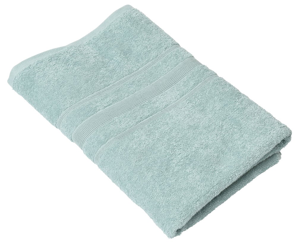 En vikt aqua badhandduk med enkel bård.