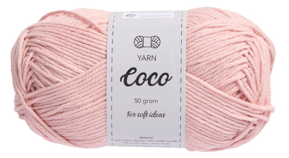 Ein Knäuel rosa Garn mit Etikett.