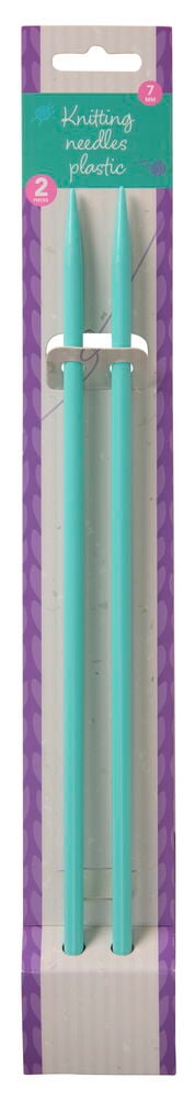 Två turkosa stickor i förpackning av plast.