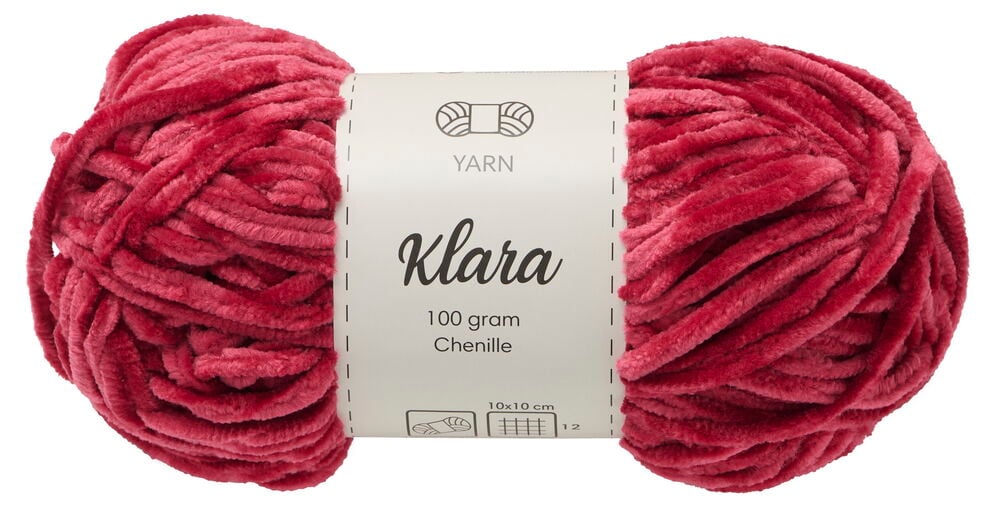 Ein Rot Klara 100 Gramm Chenille Garnknäuel mit einem Produktetikett.