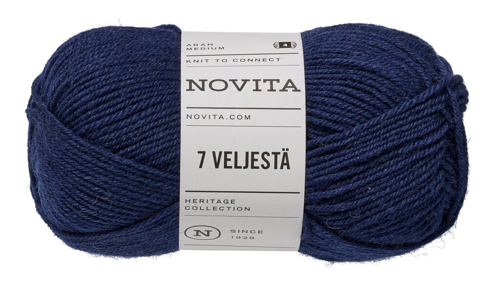 Yksi laivasto lankakerä valkoisella Novita 7 Veljestä etiketillä.