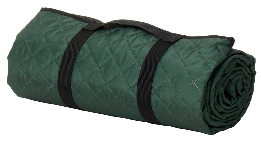 Sammenleggbar grønn piknikpledd med bærehåndtak.