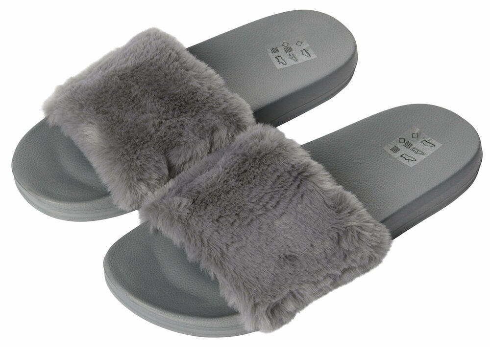Grå fluffiga tofflor med bred mjuk rem.
