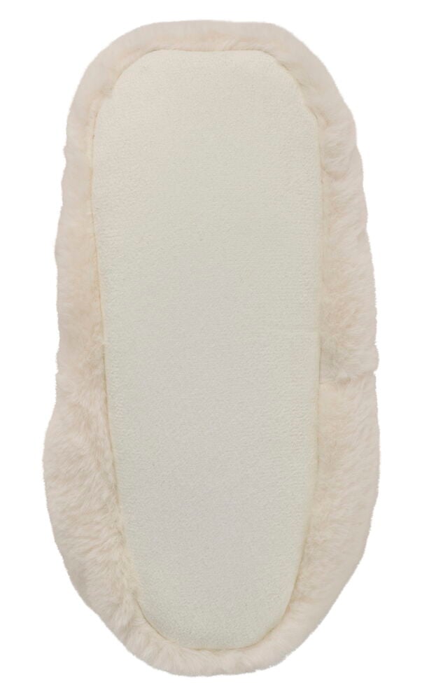 Ljusbeige toffel i polyester med mjuk fuskpäls och slät mitt.