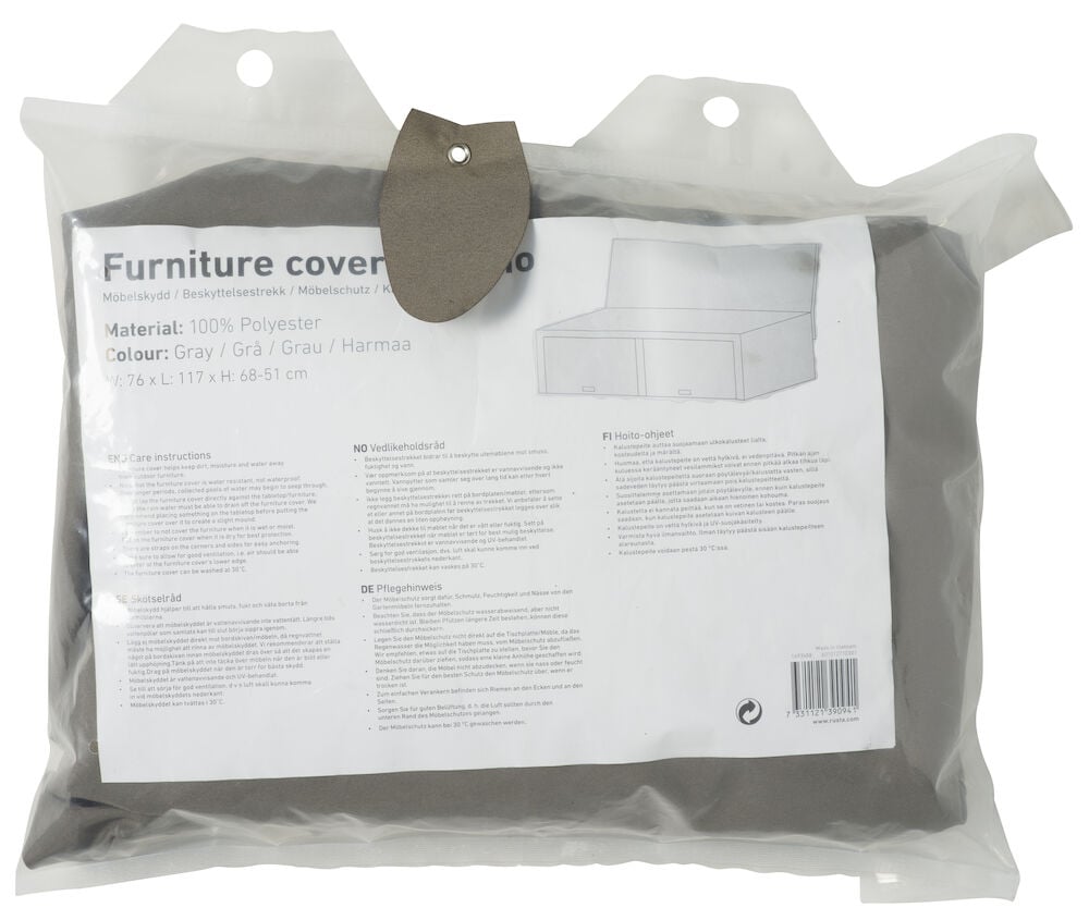 Ljusgrått möbelöverdrag i plastförpackning med produktetikett.