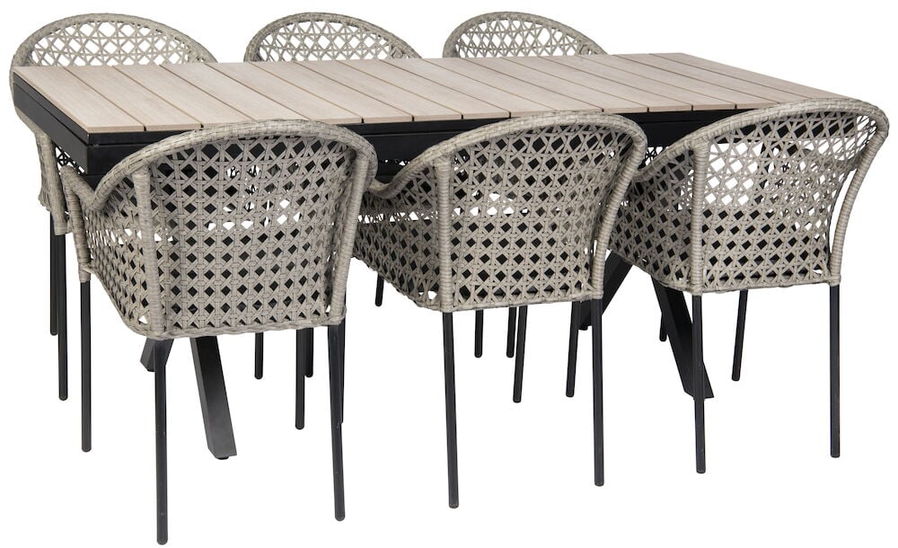 Laajennettava musta pöytä, jossa on kuusi rottinkituolia ulkokäyttöön.