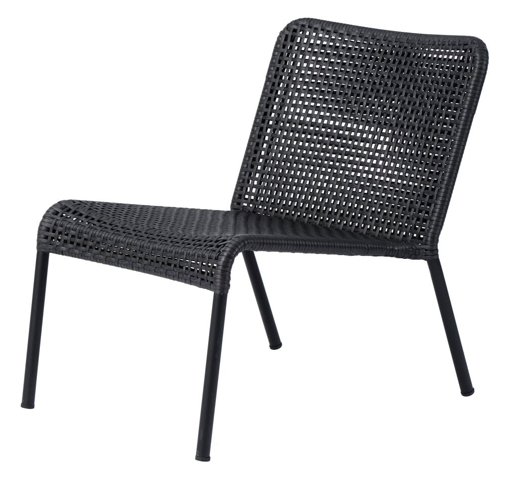 Svart loungestol i konstrotting med stålramsben.
