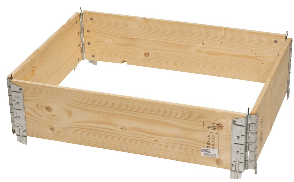 Rektangulär pallkrage i naturfärgat trä med metallgångjärn.