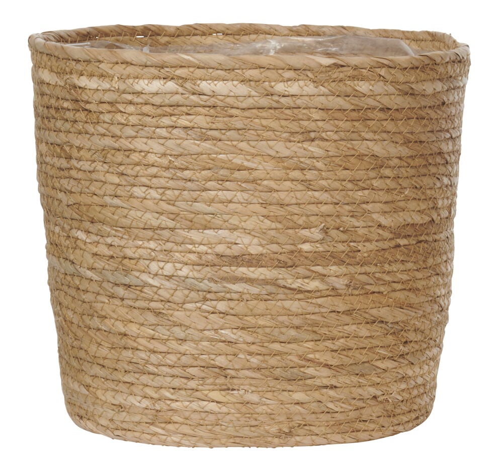 Flettet innendørs potte av siv med plastinnside.