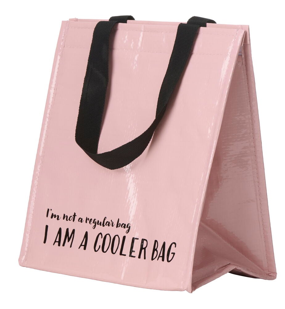 Rosa kylväska med svarta remmar och texten "I AM A COOLER BAG".