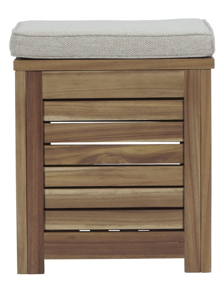 Puinen jakkara, jossa on istuinpehmuste ulkosäilytykseen.