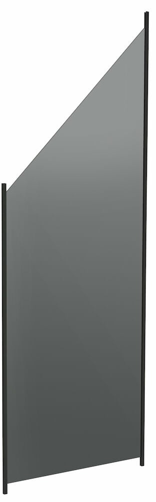 Rauchgraues Glasgeländer mit schwarzem Rahmen und schräger oberer Kante.