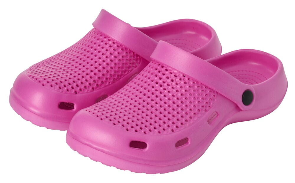 Ein Paar pinke Clogs 36–41 mit perforiertem Obermaterial und beweglichen Fersenriemen.