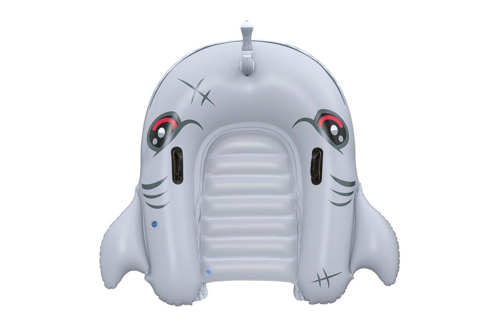 Grå oppblåsbar haibassengflåte med tegneserieøyne, mørke markeringer, toppfinne og sidehåndtak.