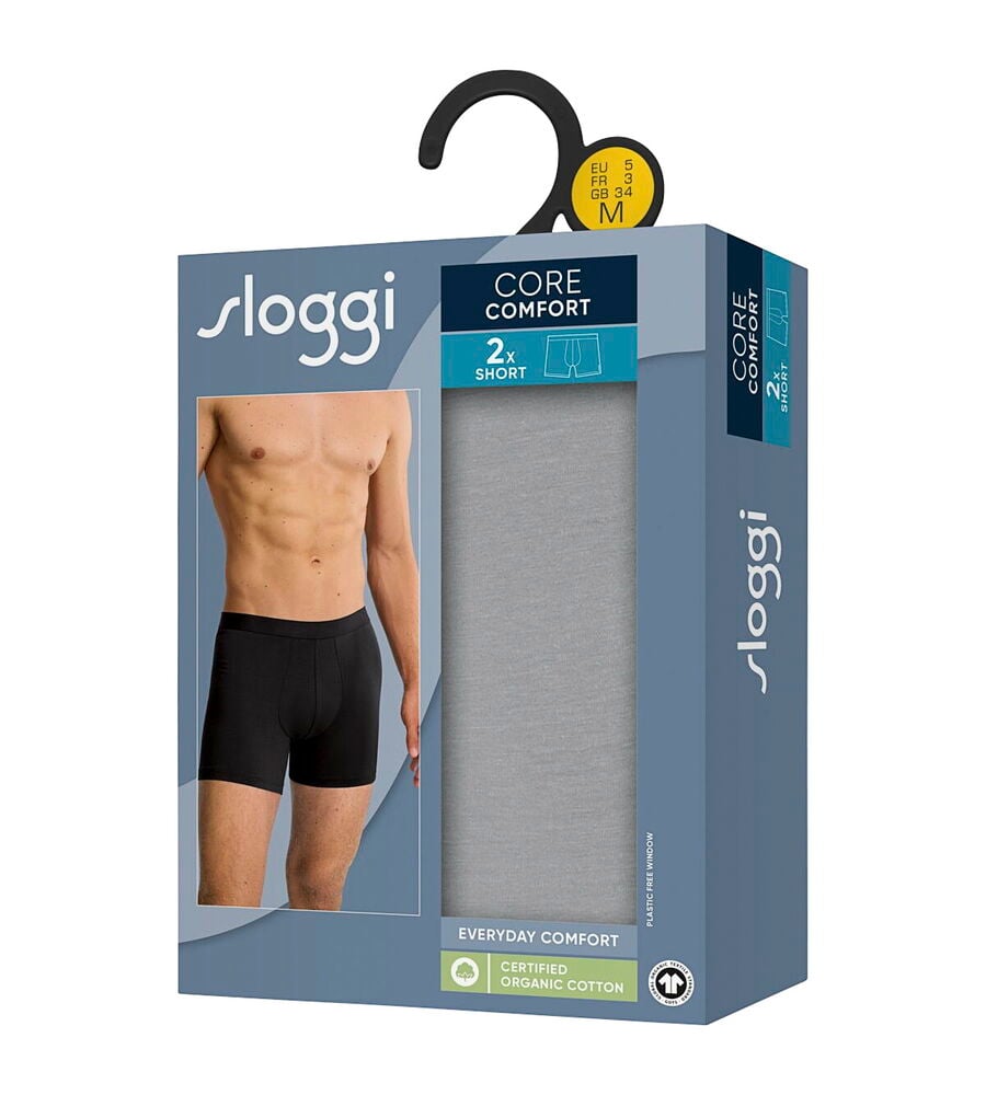 M-kokoinen Sloggi Core Comfort 2x Short miesten alushousupakkaus näyttää mustat shortsit miehen päällä ja harmaat shortsit.