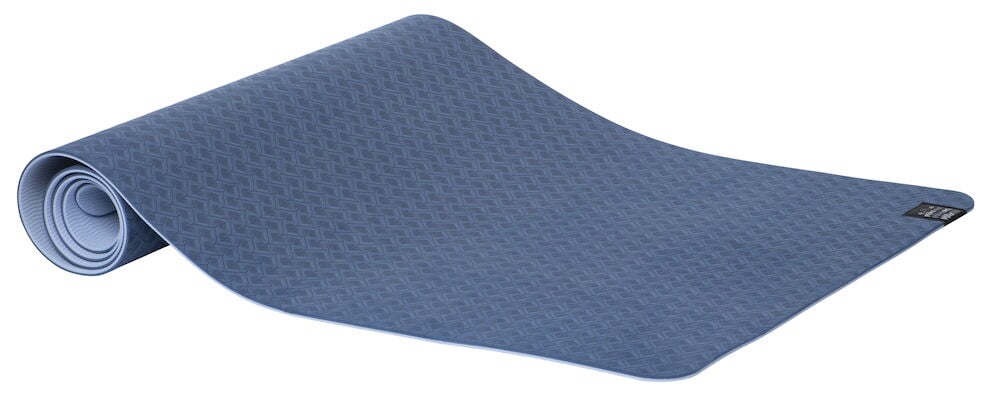 Blå yogamatta med struktur och rundad kant.